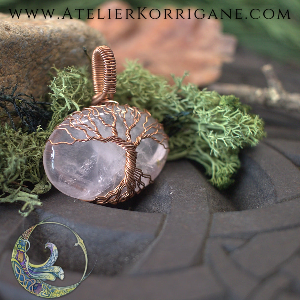 Collier Dùsgadh Arbre de Vie en Quartz Rose Korrigane