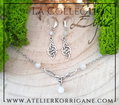 Collier Elfique en Pierre de Lune Blanche avec Triquetra Celtique Korrigane