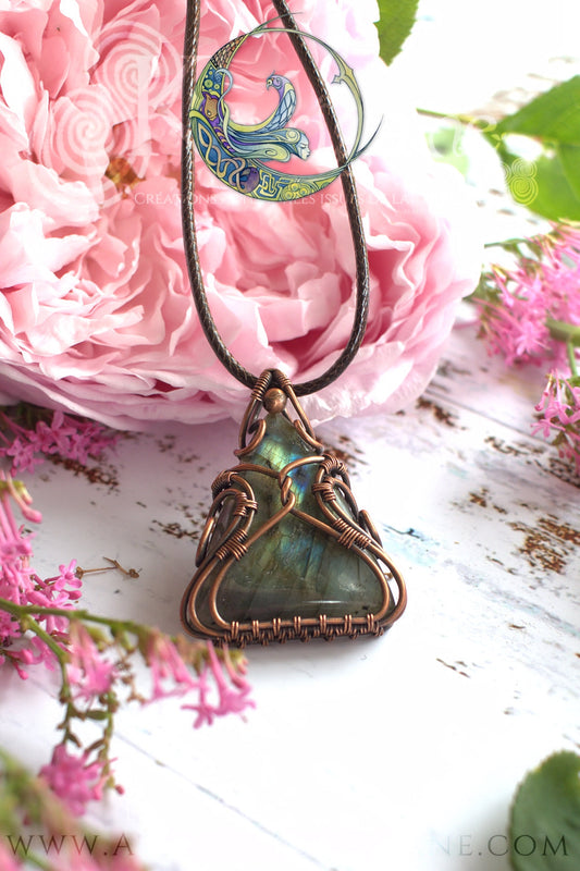 Collier en Labradorite et cuivre Korrigane