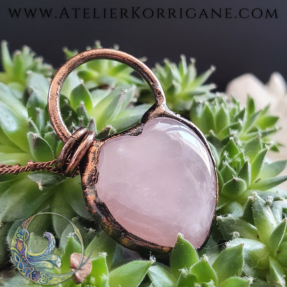 Collier en Quartz Rose en forme de cœur Korrigane