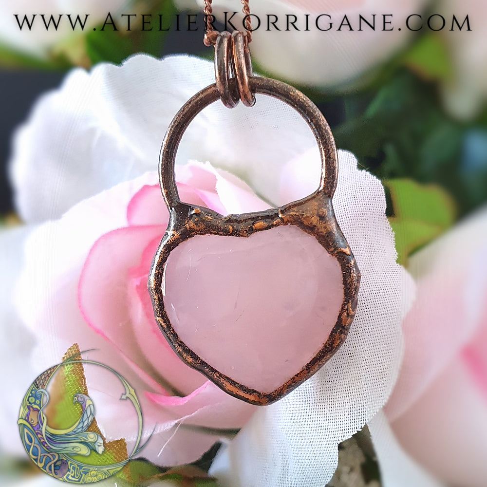 Collier en Quartz Rose en forme de cœur Korrigane