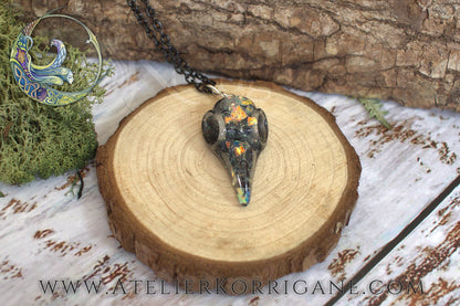 Pendentif Totem Corbeau pailleté Korrigane