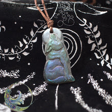 Charger l&#39;image dans la galerie, Collier Totem Loup et Lune Korrigane