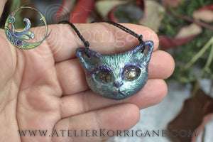 Pendentif Chat Turquoise violet métallisé Korrigane