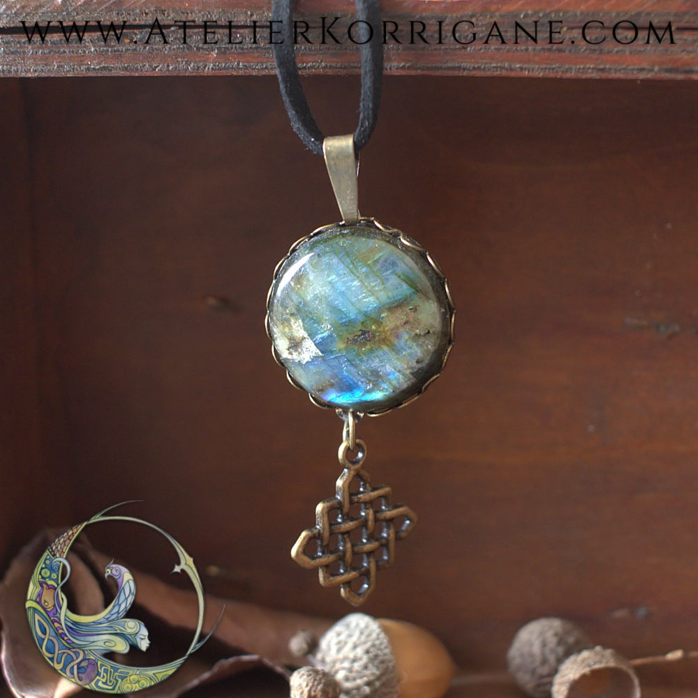 Médaillon Entrelacs Celte Labradorite Korrigane