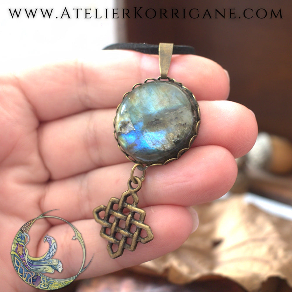 Médaillon Entrelacs Celte Labradorite Korrigane