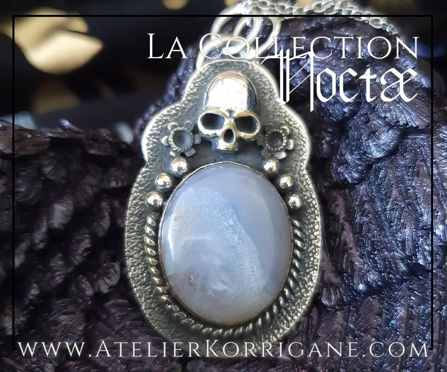 Pendentif Noctae en Agate tendrement bleutée et Argent Korrigane