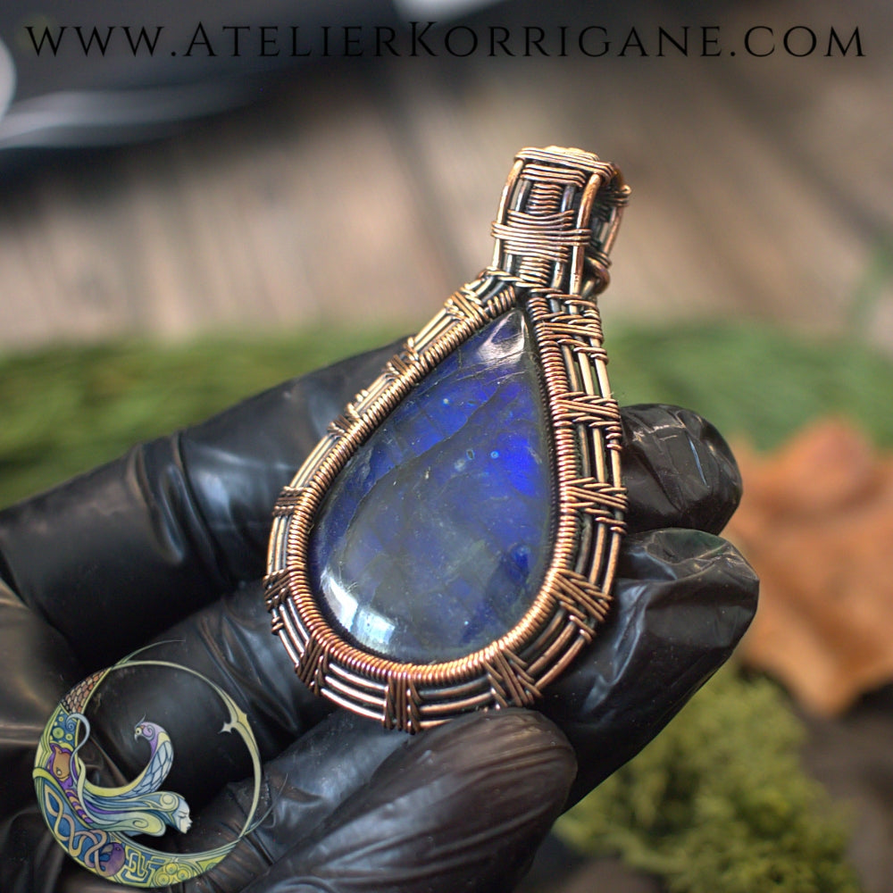 Pendentif en Labradorite Bleue Intense Korrigane