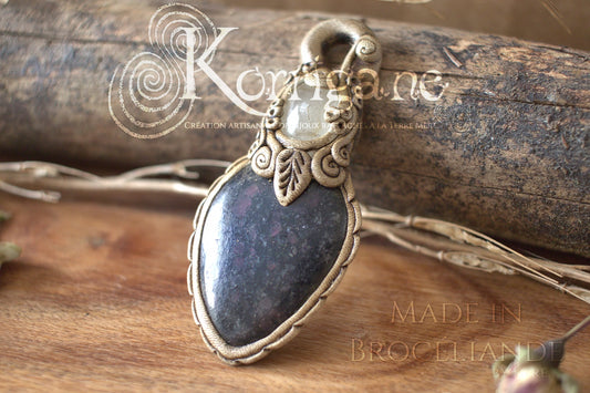 Pendentif Jaspe & Quartz - korrigane