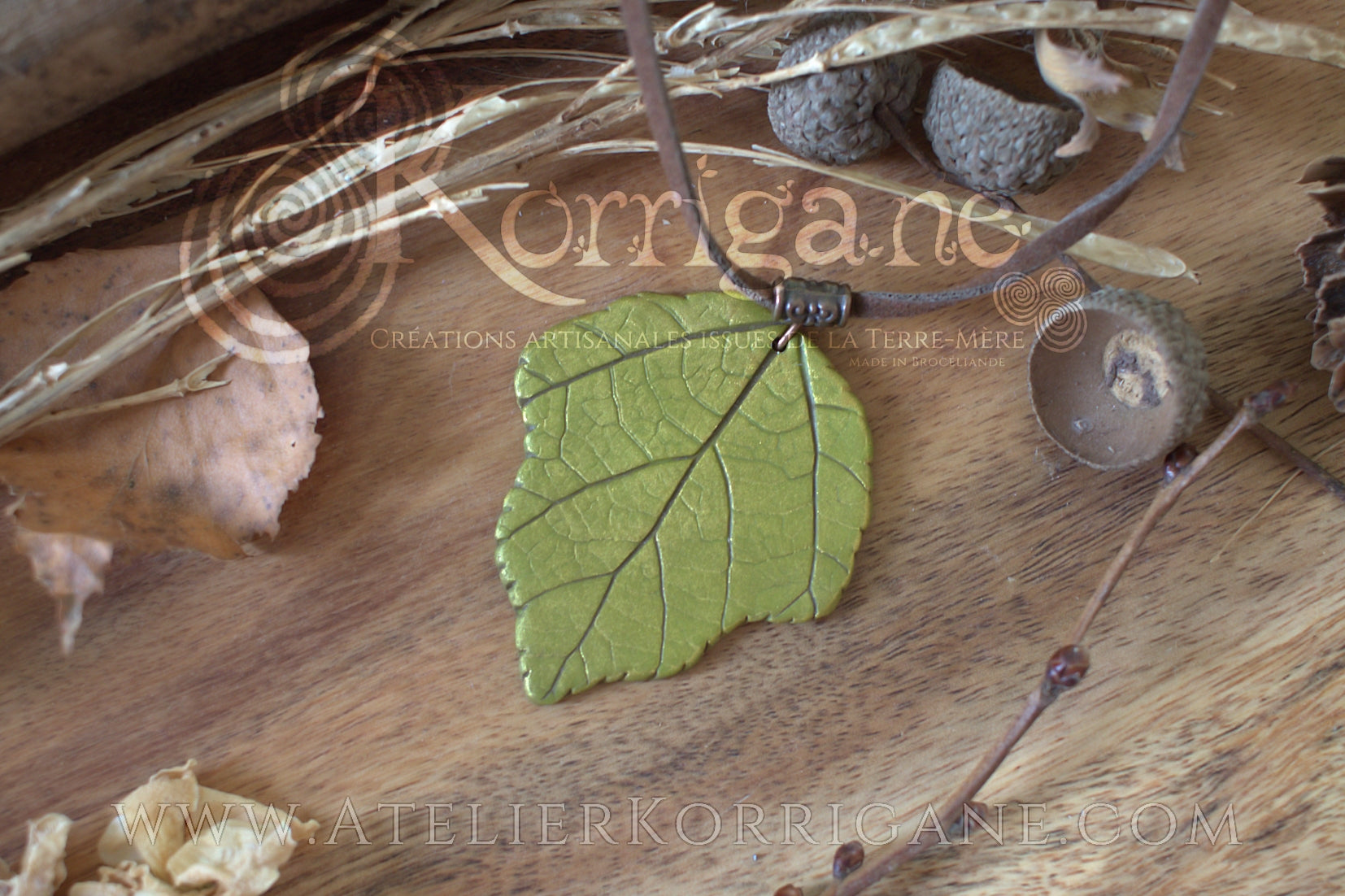 Collier Totem Woodlands Feuille - korrigane