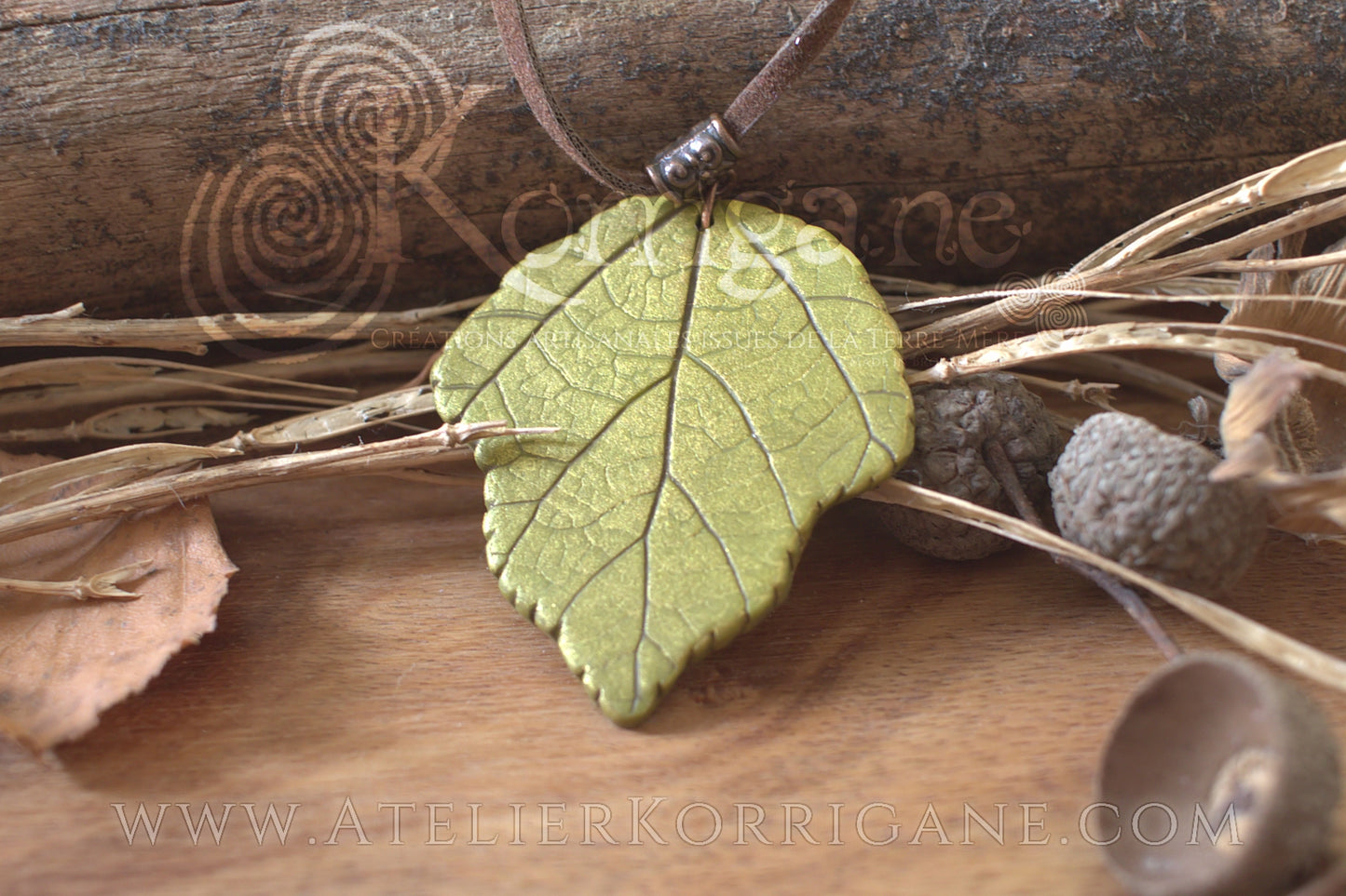 Collier Totem Woodlands Feuille - korrigane