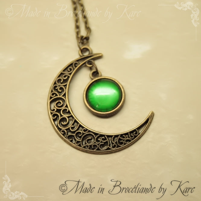 Pendentif Lune Celte "Gealaí" Collier lune celte