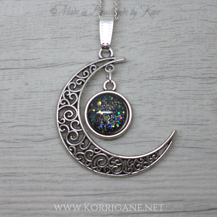 Pendentif Lune Celtique "Gealaí" Korrigane